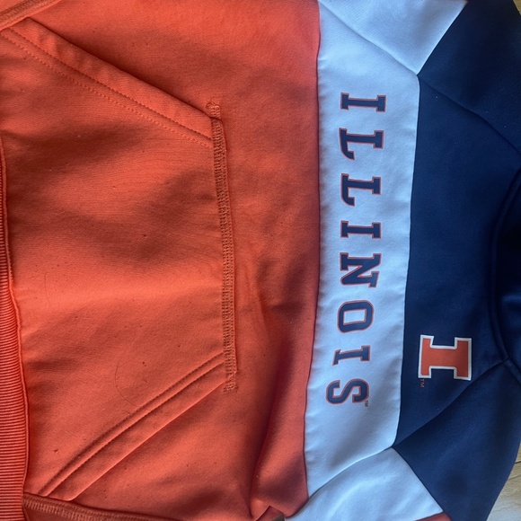 🧸 Illinois Kids Sweatshirt – Cozy & Cute | Loved Condition 🐾 - Picture 3 of 4